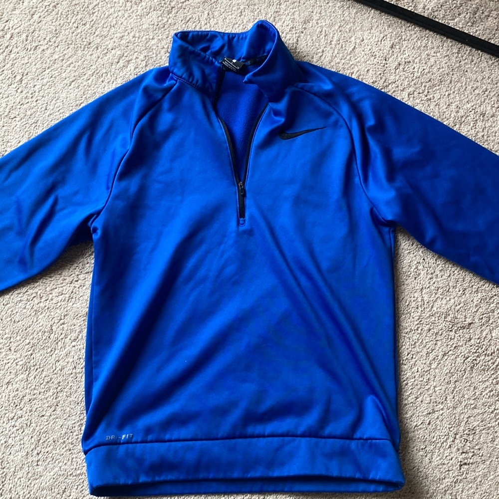NIKE DRI-FIT pullover sweatshirt, sz SM LIKE NEW